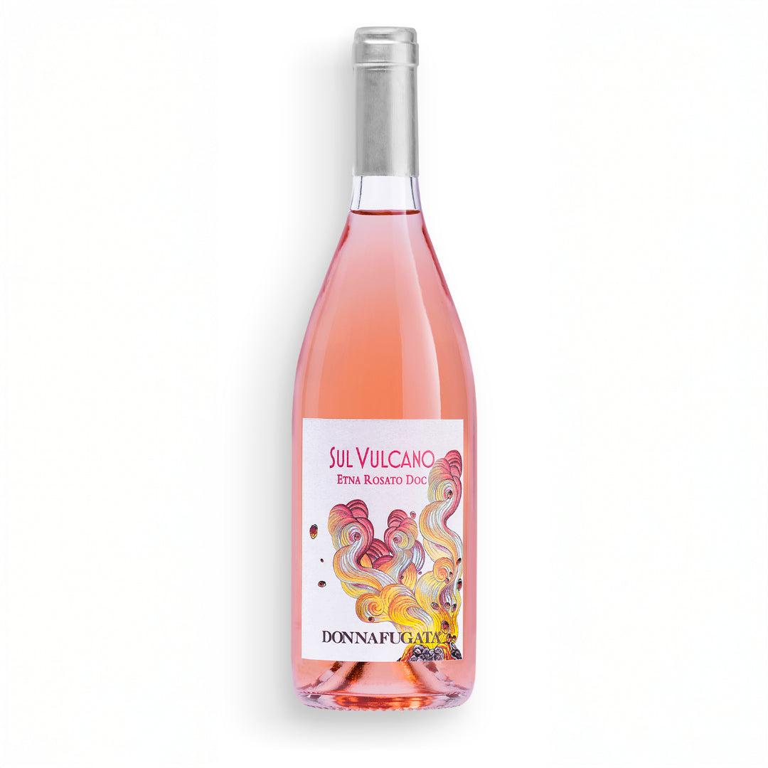 Eine Flasche Sul-Vulcano-Etna-Rosato 750 ml von Donnafugata. Hochwertiger Rosewein aus dem Osten Siziliens, an der Nordseite des Ätna.